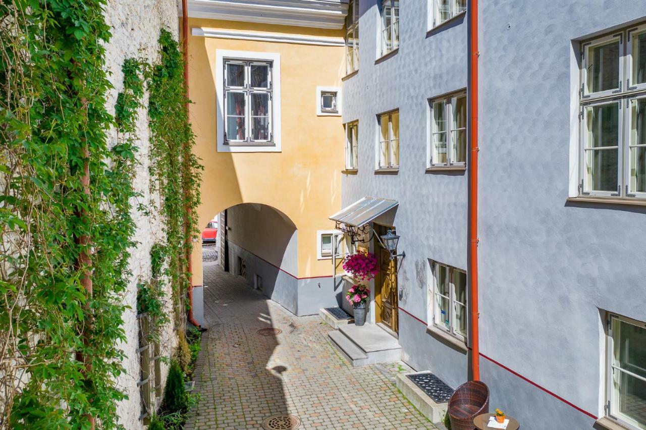 Meriton Old Town Garden Hotel Tallinn Eksteriør bilde